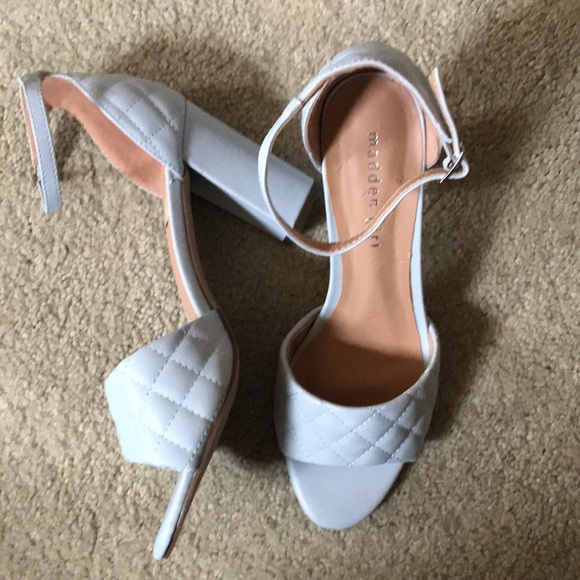 Madden Girl Blennd Quilted Light Blue Block-Heel Ankle Strap Sandals-Size 8.5 - Picture 3 of 10